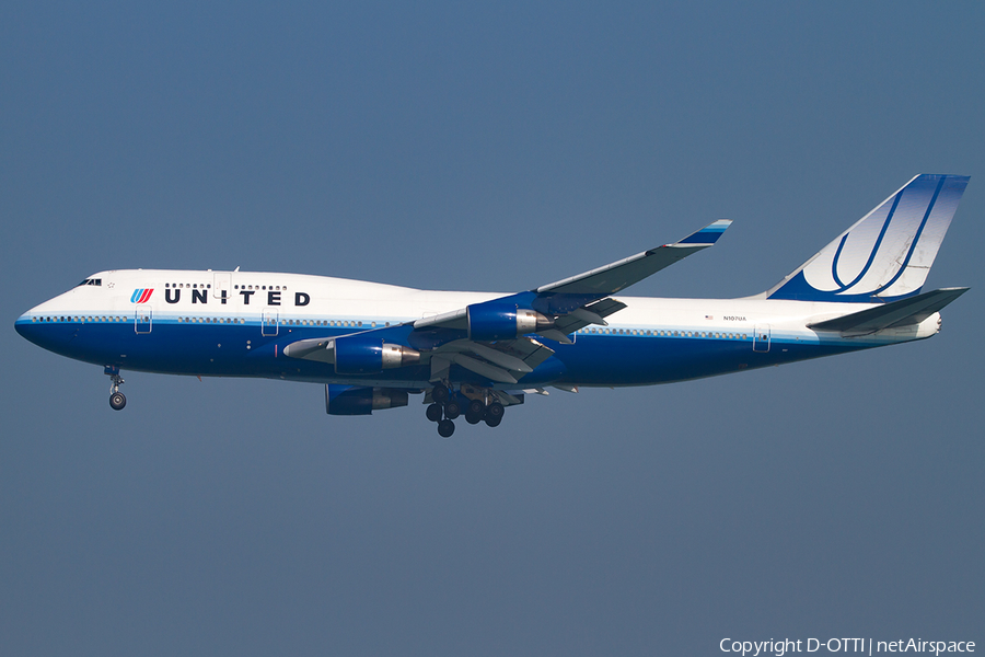 United Airlines Boeing 747-422 (N107UA) | Photo 397191