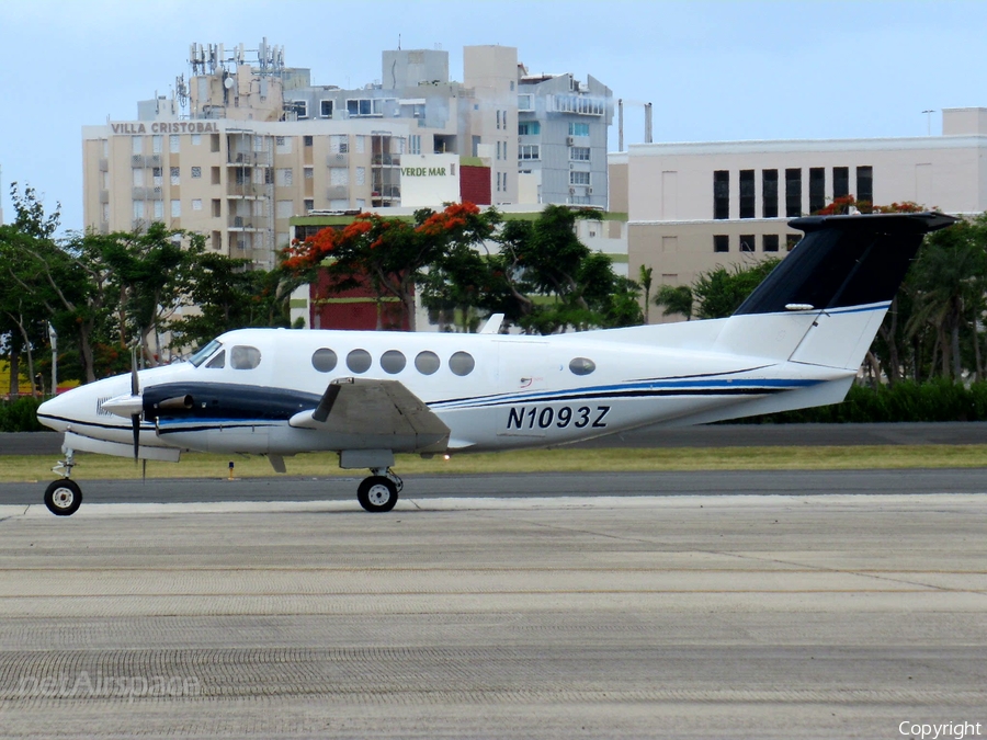 (Private) Beech King Air B200 (N1093Z) | Photo 251305