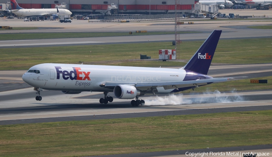 FedEx Boeing 767-3S2F(ER) (N109FE) | Photo 302335