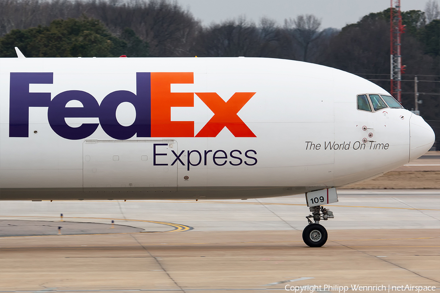 FedEx Boeing 767-3S2F(ER) (N109FE) | Photo 237499