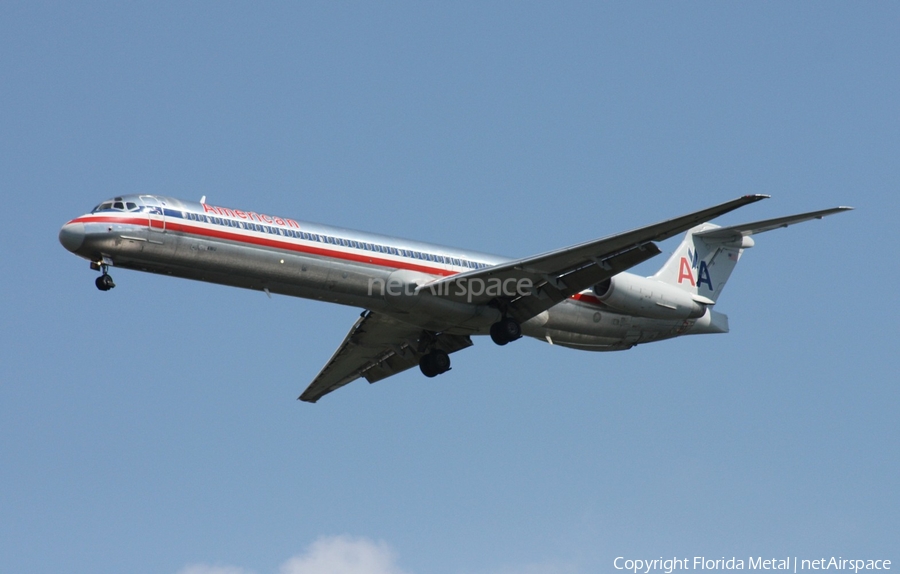 American Airlines McDonnell Douglas MD-83 (N110HM) | Photo 307176
