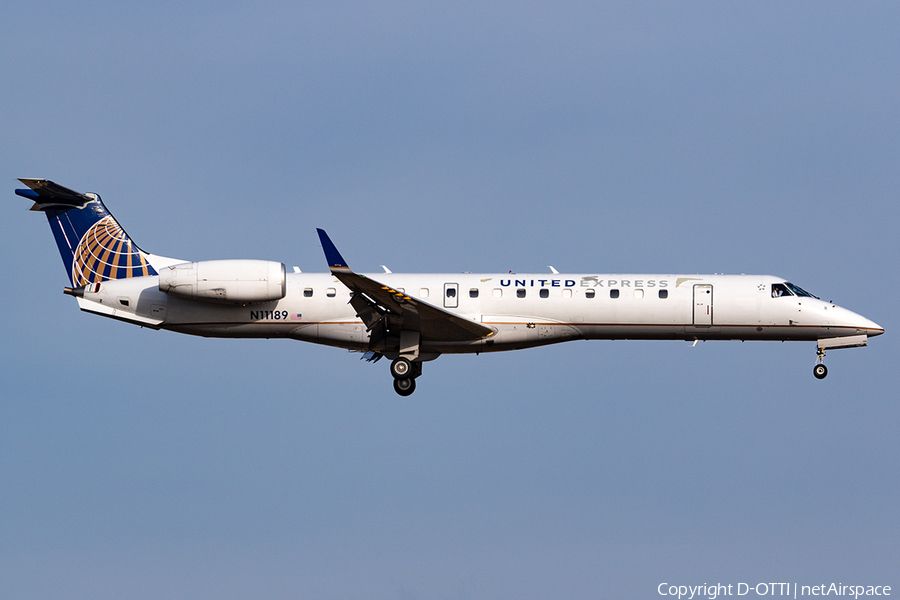 United Express (ExpressJet Airlines) Embraer ERJ-145XR (N11189) | Photo 671535