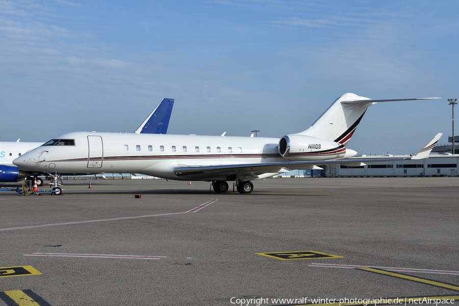 NetJets Bombardier BD-700-1A11 Global 5000 (N111QS) | Photo 501443