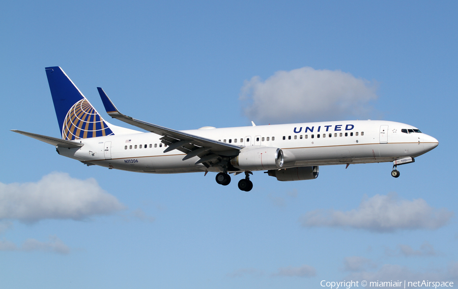 United Airlines Boeing 737-824 (N11206) | Photo 1136