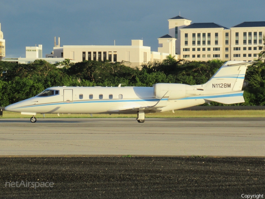 Worldwide Jet Charter Bombardier Learjet 60 (N1128M) | Photo 487073