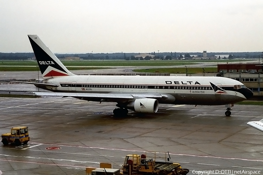 Delta Air Lines Boeing 767-232 (N112DL) | Photo 144446