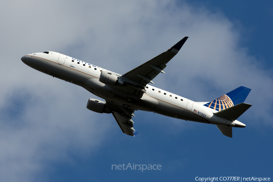 United Express (SkyWest Airlines) Embraer ERJ-175LR (ERJ-170-200LR) (N113SY) | Photo 95091