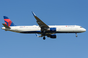 Delta Air Lines Airbus A321-211 (N115DN) at  Windsor Locks - Bradley International, United States