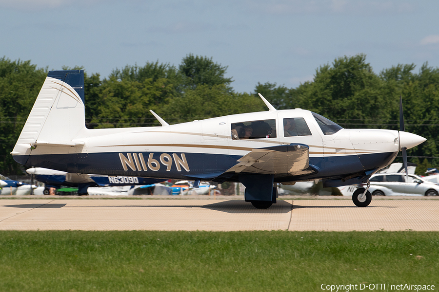 (Private) Mooney M20J Model 201 (N1169N) | Photo 659377
