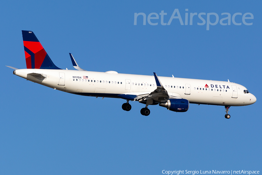 Delta Air Lines Airbus A321-211 (N117DX) | Photo 471830