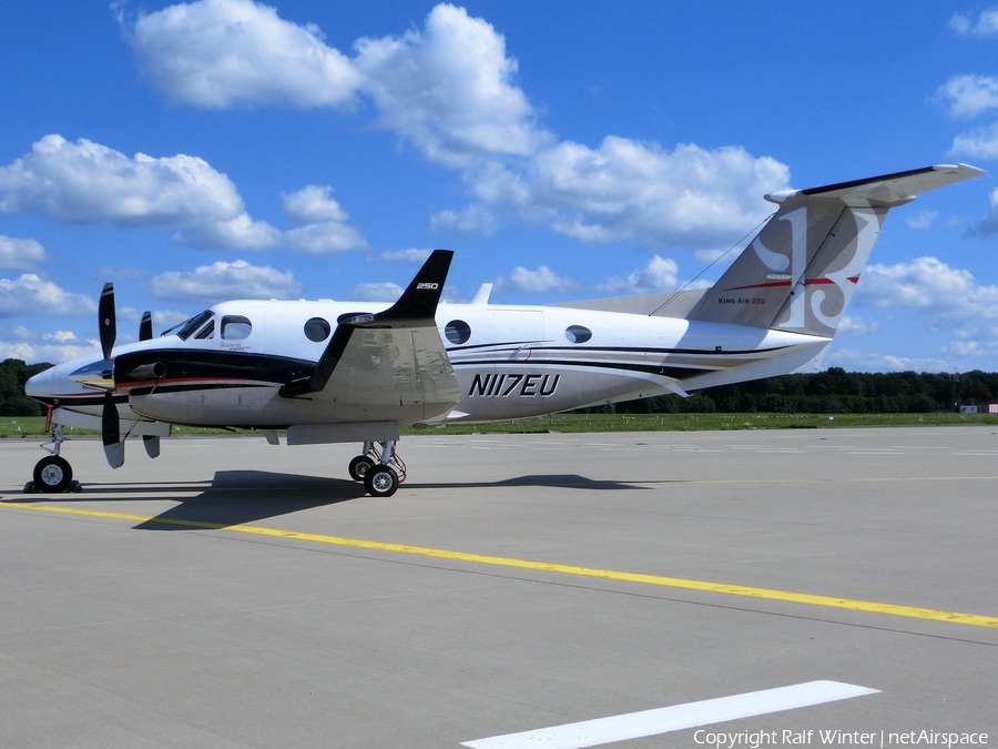 (Private) Beech King Air B200GT (N117EU) | Photo 311912