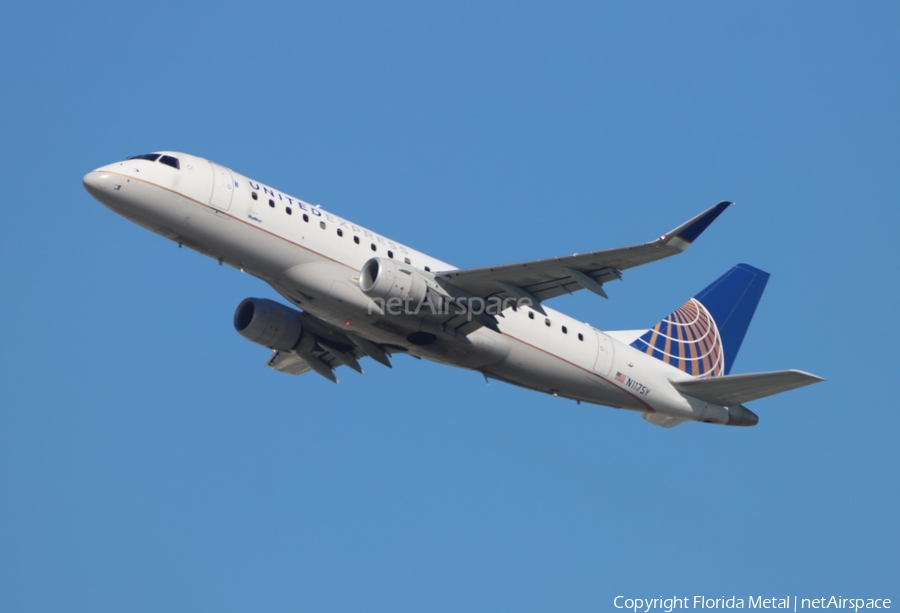 United Express (SkyWest Airlines) Embraer ERJ-175LR (ERJ-170-200LR) (N117SY) | Photo 660204