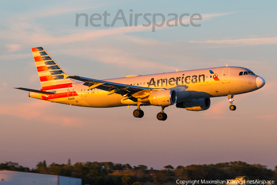 American Airlines Airbus A320-214 (N117UW) | Photo 603371