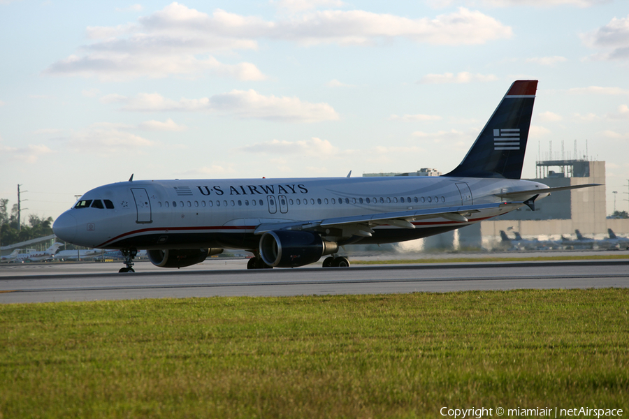 US Airways Airbus A320-214 (N119US) | Photo 32950
