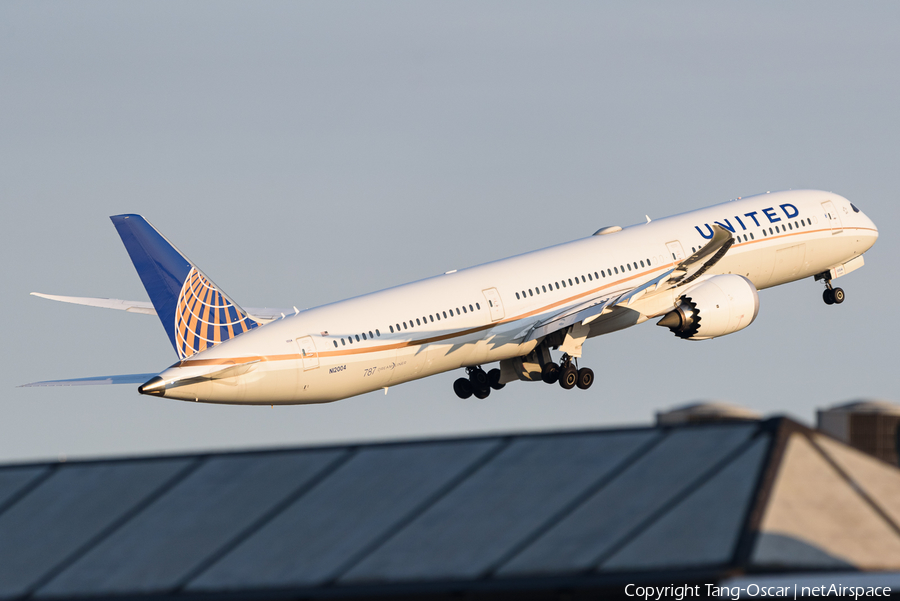 United Airlines Boeing 787-10 Dreamliner (N12004) | Photo 466216