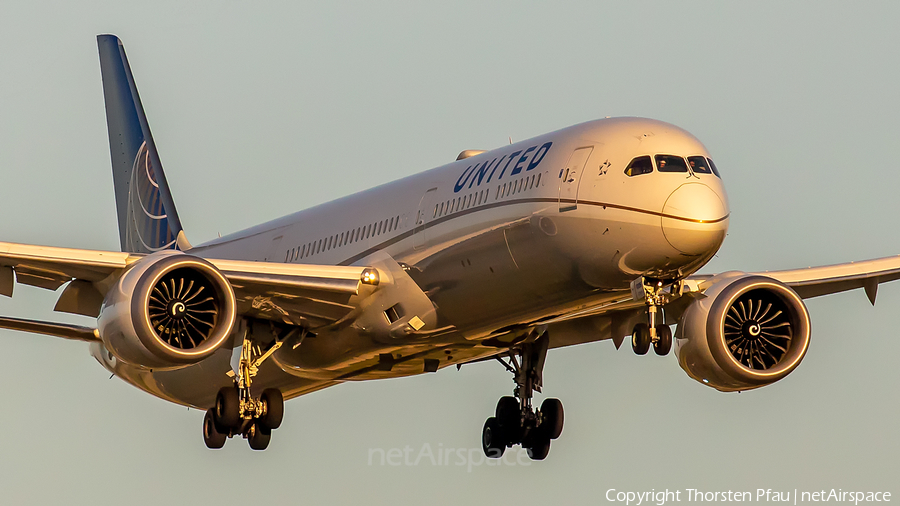 United Airlines Boeing 787-10 Dreamliner (N12005) | Photo 399902