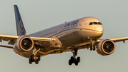 United Airlines Boeing 787-10 Dreamliner (N12005) at  Amsterdam - Schiphol, Netherlands