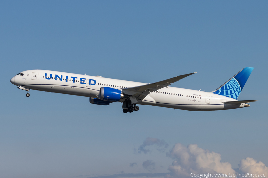 United Airlines Boeing 787-10 Dreamliner (N12010) | Photo 502070