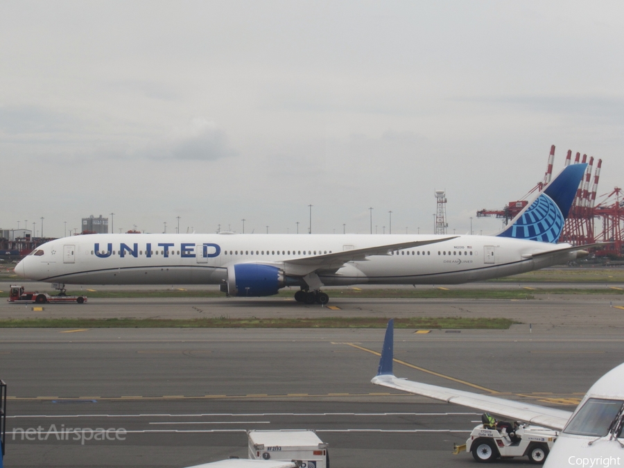 United Airlines Boeing 787-10 Dreamliner (N12010) | Photo 468771