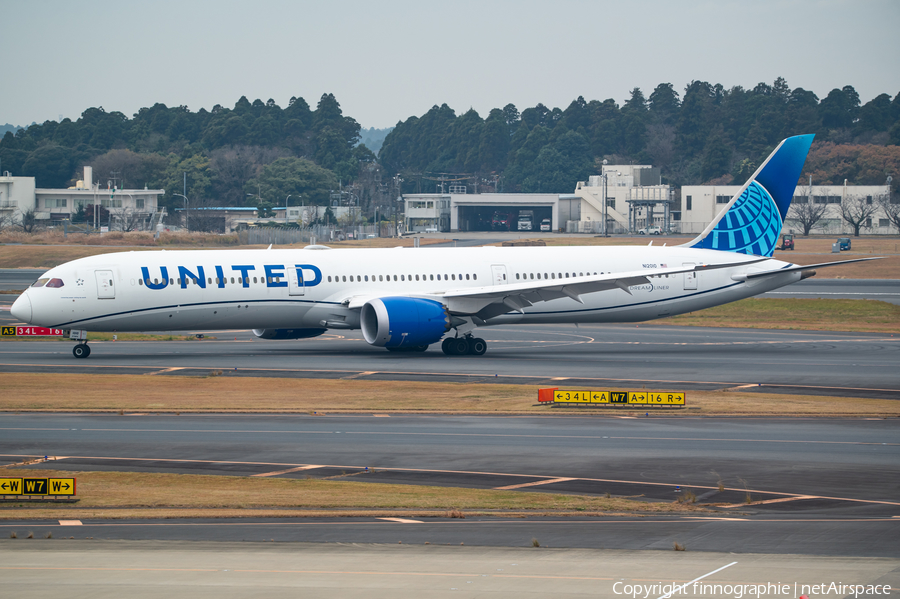 United Airlines Boeing 787-10 Dreamliner (N12010) | Photo 602121