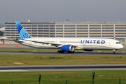 United Airlines Boeing 787-10 Dreamliner (N12012) at  Brussels - International, Belgium