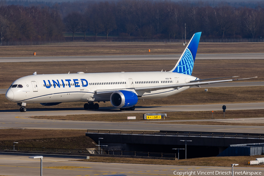 United Airlines Boeing 787-10 Dreamliner (N12021) | Photo 648307