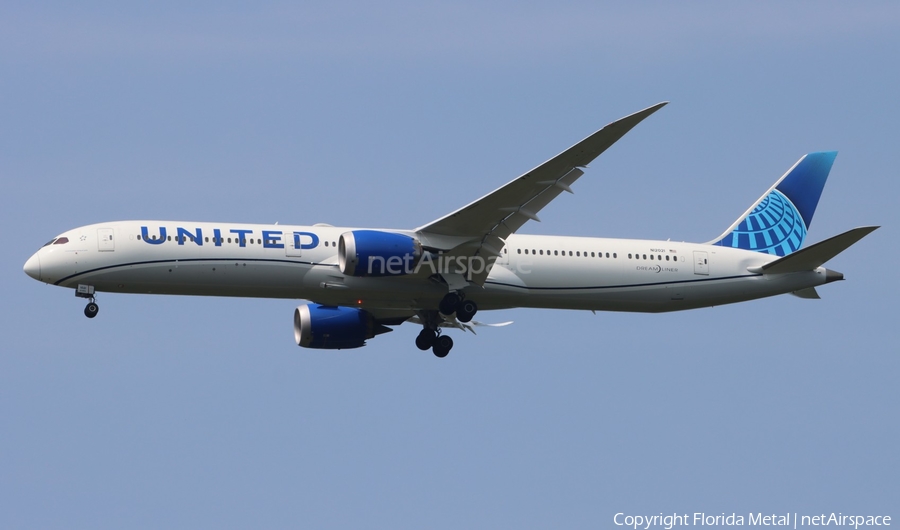 United Airlines Boeing 787-10 Dreamliner (N12021) | Photo 681124