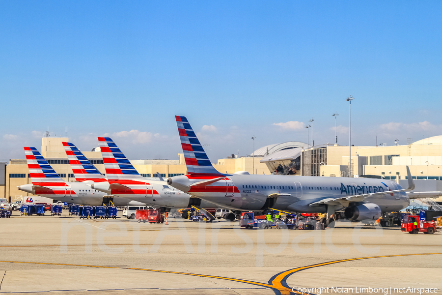 American Airlines Airbus A321-231 (N120EE) | Photo 438424