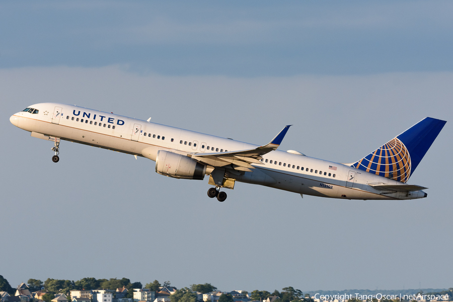 United Airlines Boeing 757-224 (N12109) | Photo 543876