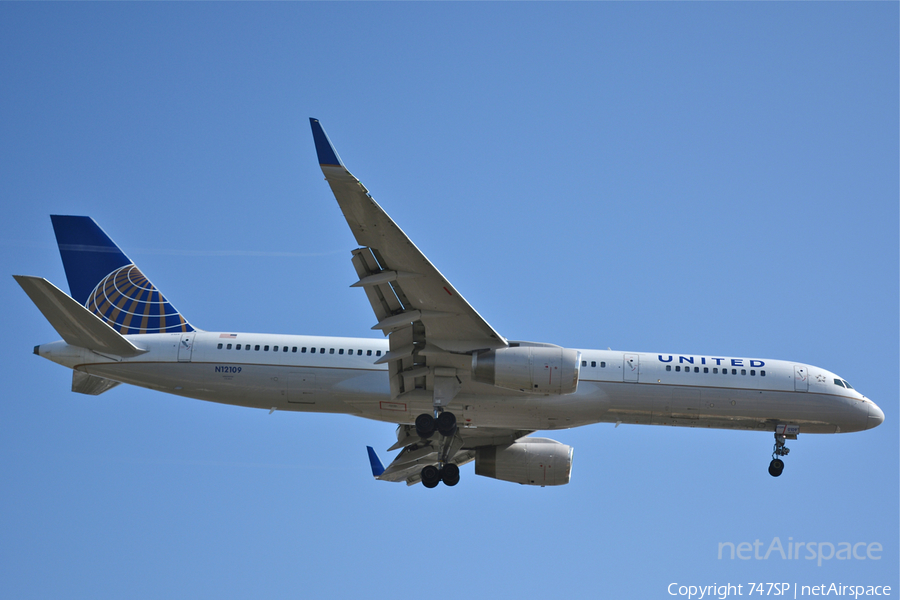 United Airlines Boeing 757-224 (N12109) | Photo 52336