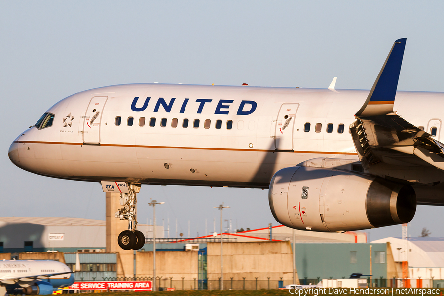 United Airlines Boeing 757-224 (N12114) | Photo 466675