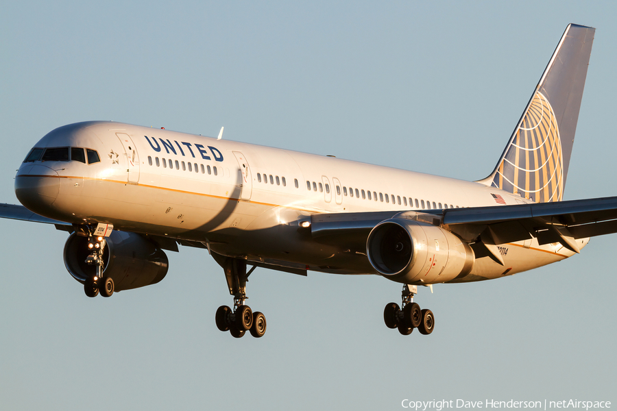 United Airlines Boeing 757-224 (N12114) | Photo 466677