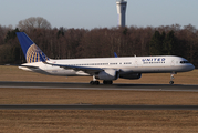 United Airlines Boeing 757-224 (N12114) at  Hamburg - Fuhlsbuettel (Helmut Schmidt), Germany