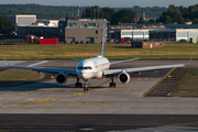 United Airlines Boeing 757-224 (N12116) at  Hamburg - Fuhlsbuettel (Helmut Schmidt), Germany