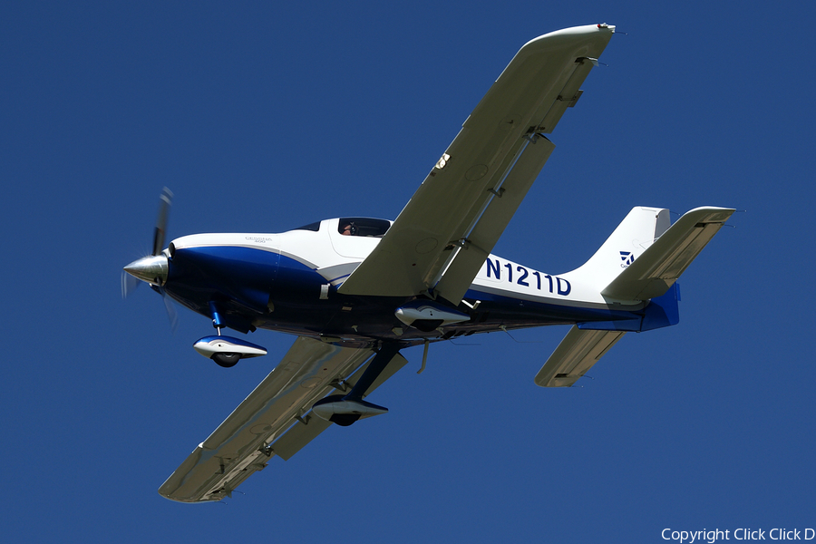 (Private) Cessna LC41-550FG Columbia 400 (N1211D) | Photo 3558