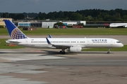 United Airlines Boeing 757-224 (N12125) at  Hamburg - Fuhlsbuettel (Helmut Schmidt), Germany