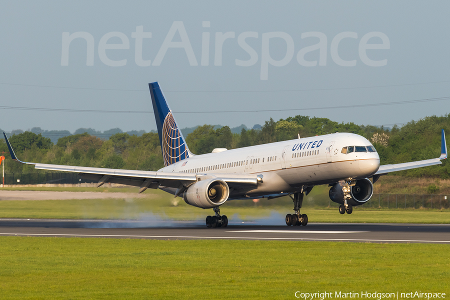 United Airlines Boeing 757-224 (N12125) | Photo 108573