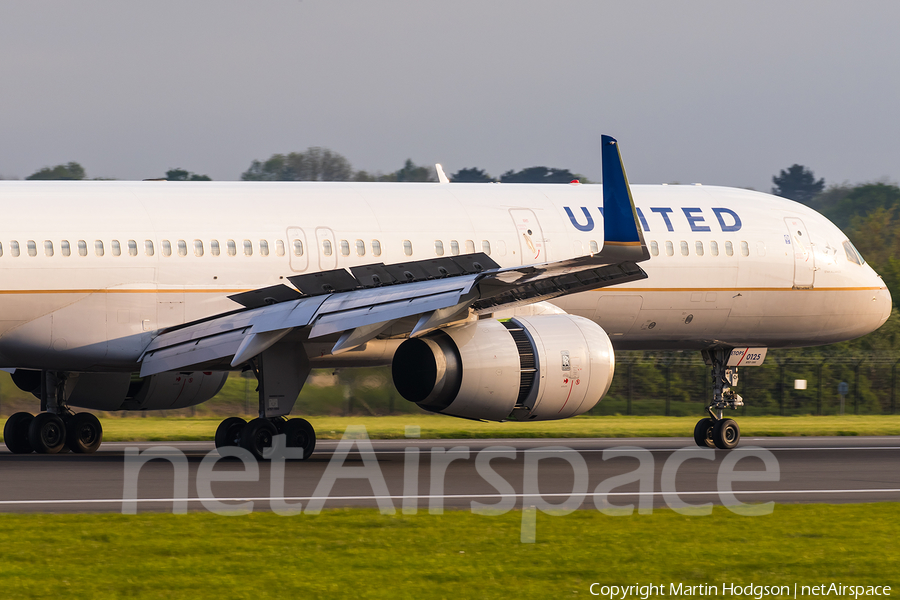 United Airlines Boeing 757-224 (N12125) | Photo 108574