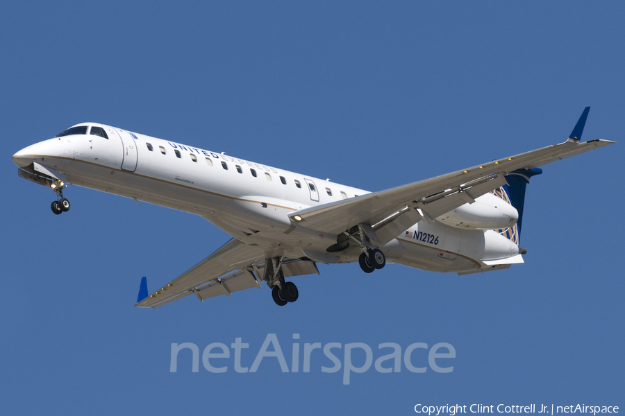 United Express (ExpressJet Airlines) Embraer ERJ-145XR (N12126) | Photo 41852