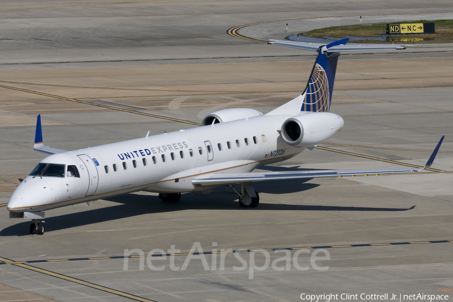 United Express (ExpressJet Airlines) Embraer ERJ-145XR (N12126) | Photo 41853