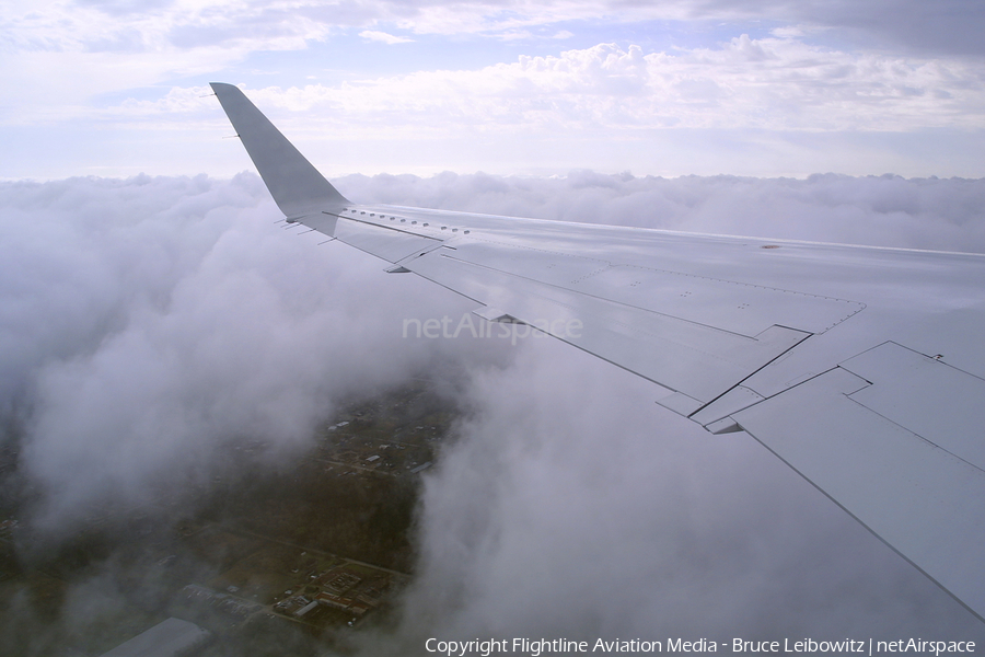 Continental Express (ExpressJet) Embraer ERJ-145XR (N12136) | Photo 184328