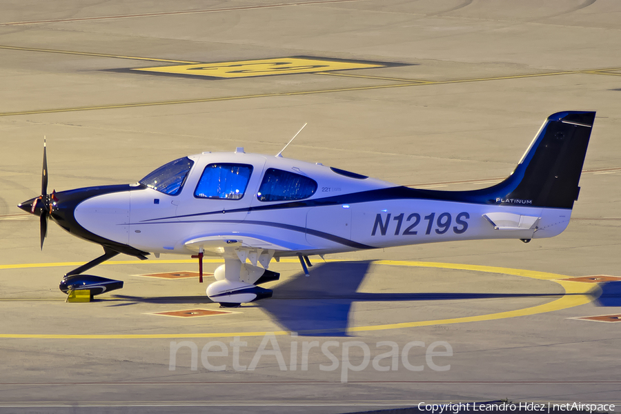 (Private) Cirrus SR22T GTS (N1219S) | Photo 281413