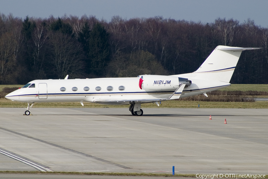 (Private) Gulfstream G-IV SP (N121JM) | Photo 192998