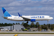 United Airlines Boeing 737-824 (N12218) at  Ft. Lauderdale - International, United States