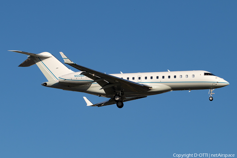 (Private) Bombardier BD-700-1A10 Global 6000 (N122BN) | Photo 362696