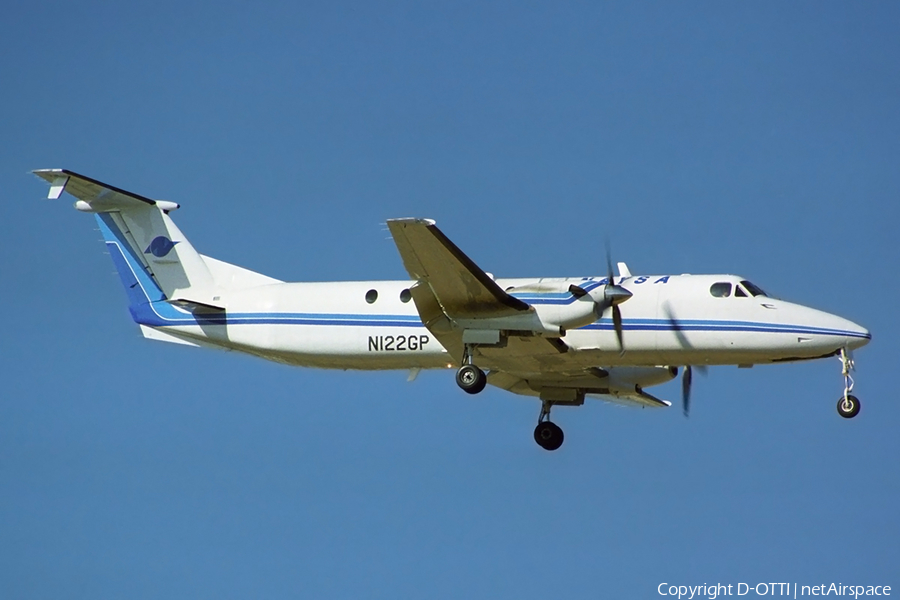 Naysa Beech 1900C-1 (N122GP) | Photo 372958