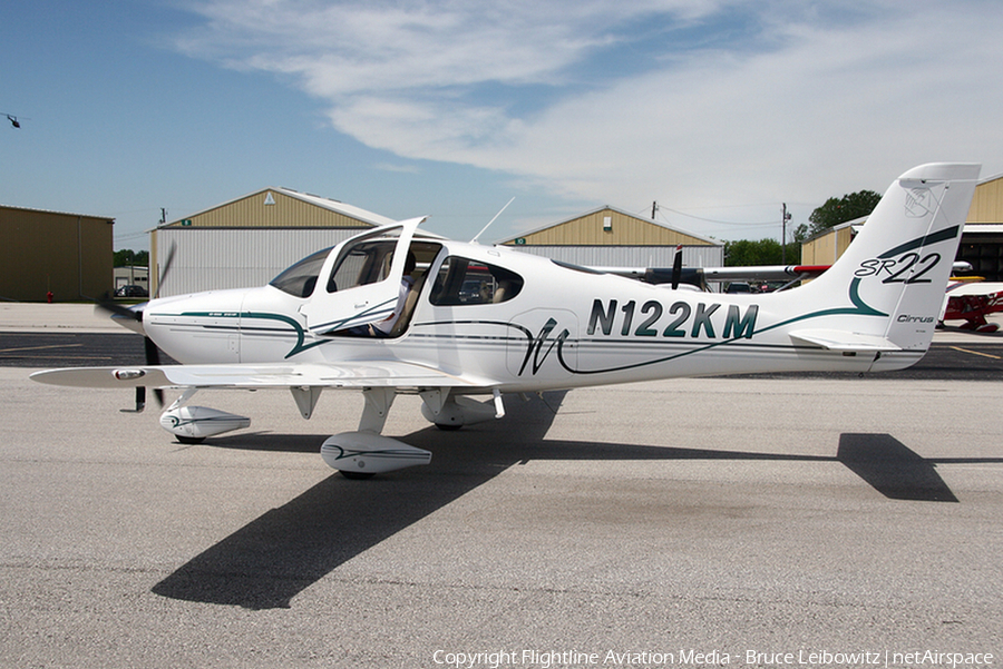 (Private) Cirrus SR22 (N122KM) | Photo 160511