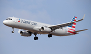 American Airlines Airbus A321-231 (N124AA) at  Los Angeles - International, United States