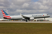 American Airlines Airbus A321-231 (N125AA) at  Miami - International, United States