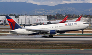 Delta Air Lines Boeing 767-332 (N125DL) at  Los Angeles - International, United States
